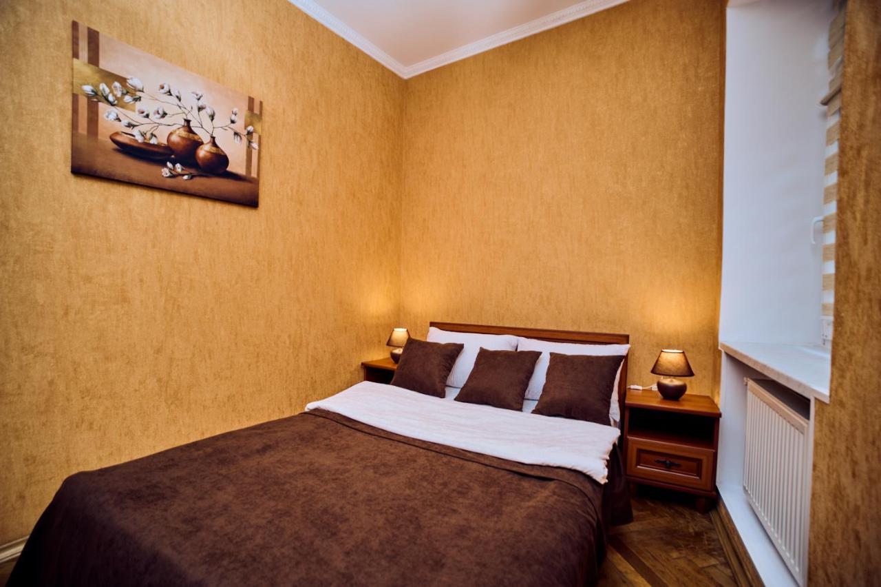 לבוב Apartments Near Potocki Palace מראה חיצוני תמונה